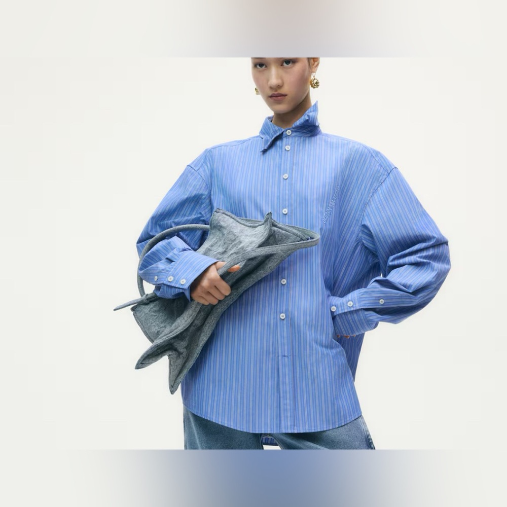 Hm Glenn martens POPLIN SHIRT WITH WIRE BONING